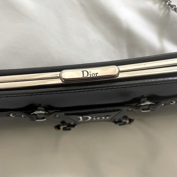 100% Authentic Vintage Christian Dior patent leather shoulder or clutch bag. - Picture 3 of 10